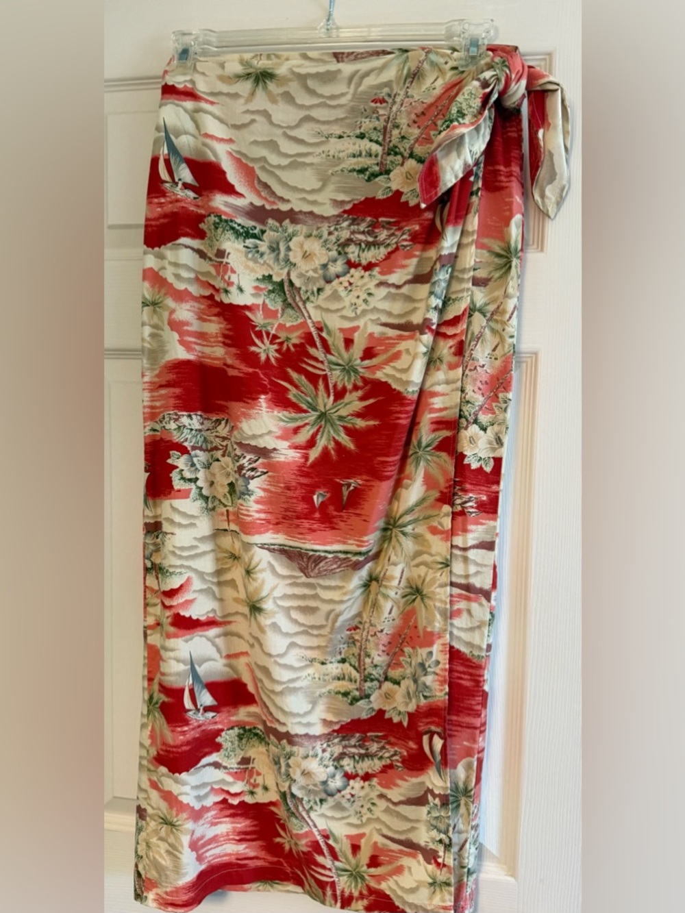 Vintage Wrap Tropical skirt! Been to a few Jimmy Buffet Concerts.